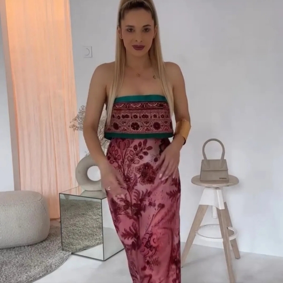 ❌️SOLD❌️PRINTED STRAPLESS DRESS MULTICOLORED SIZE M - Picture 5 of 10